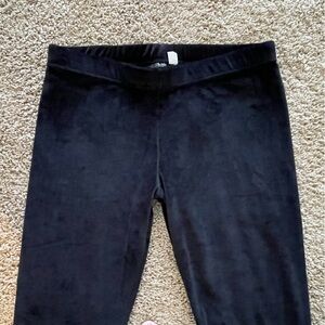 Women’s NWOT Black Velour Leggings, Size Medium